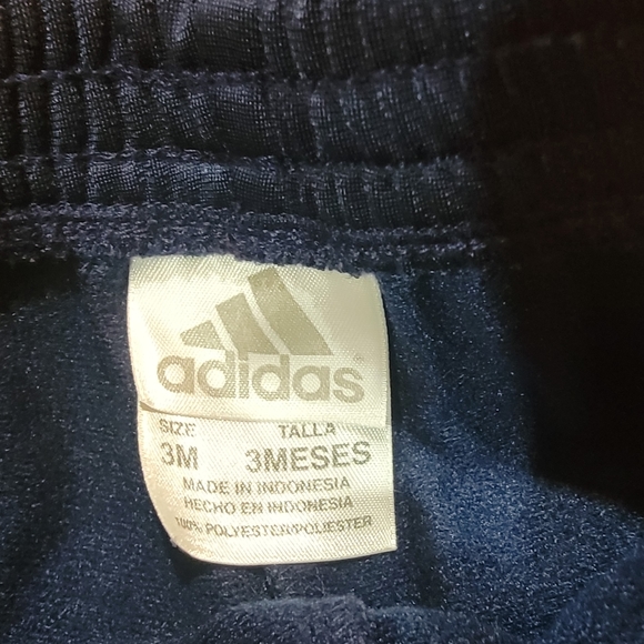 Adidas track suit set - Picture 4 of 11